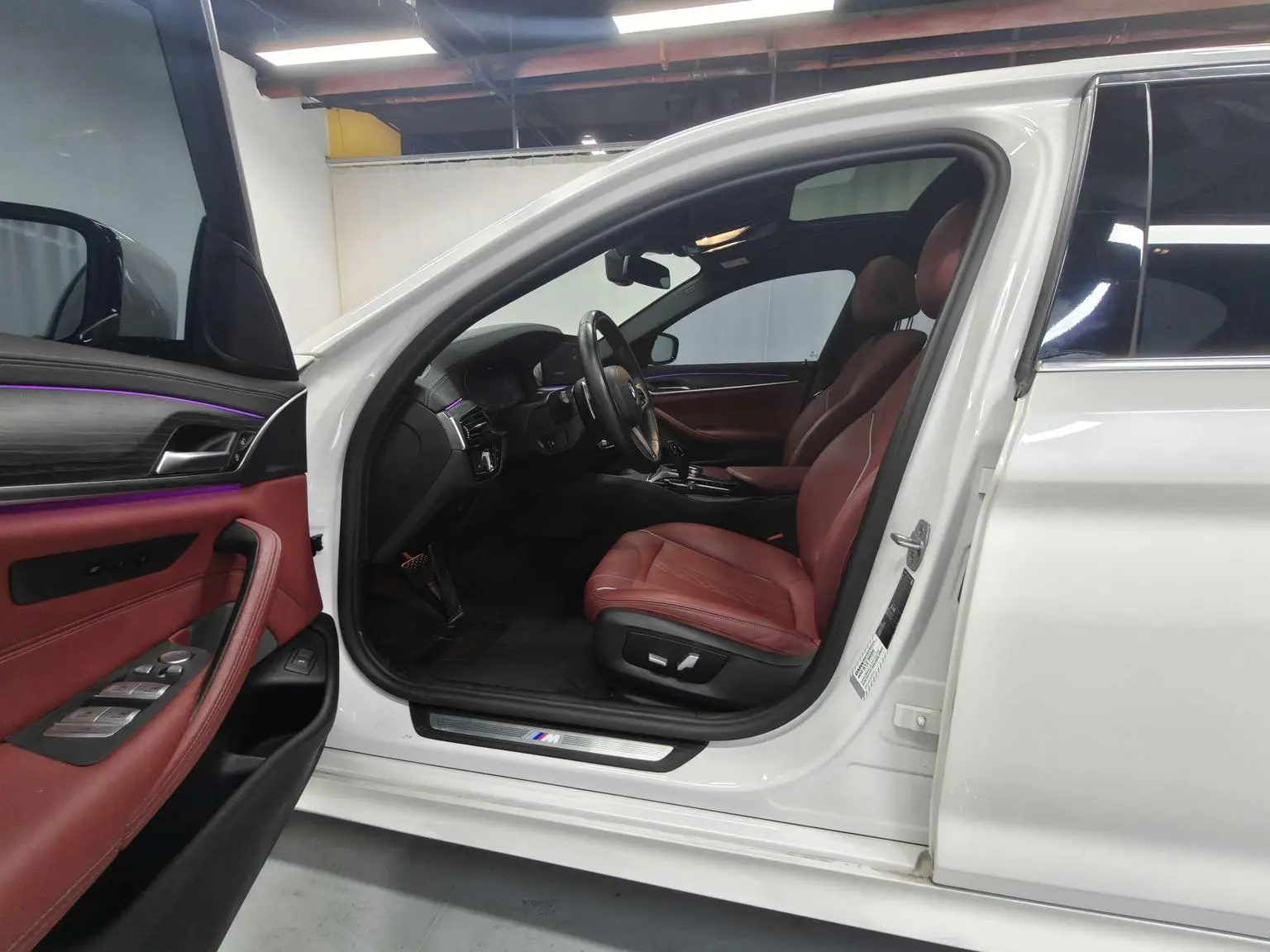 BMW 5 Series 2022 Facelift 530Li Leading M Sport Package