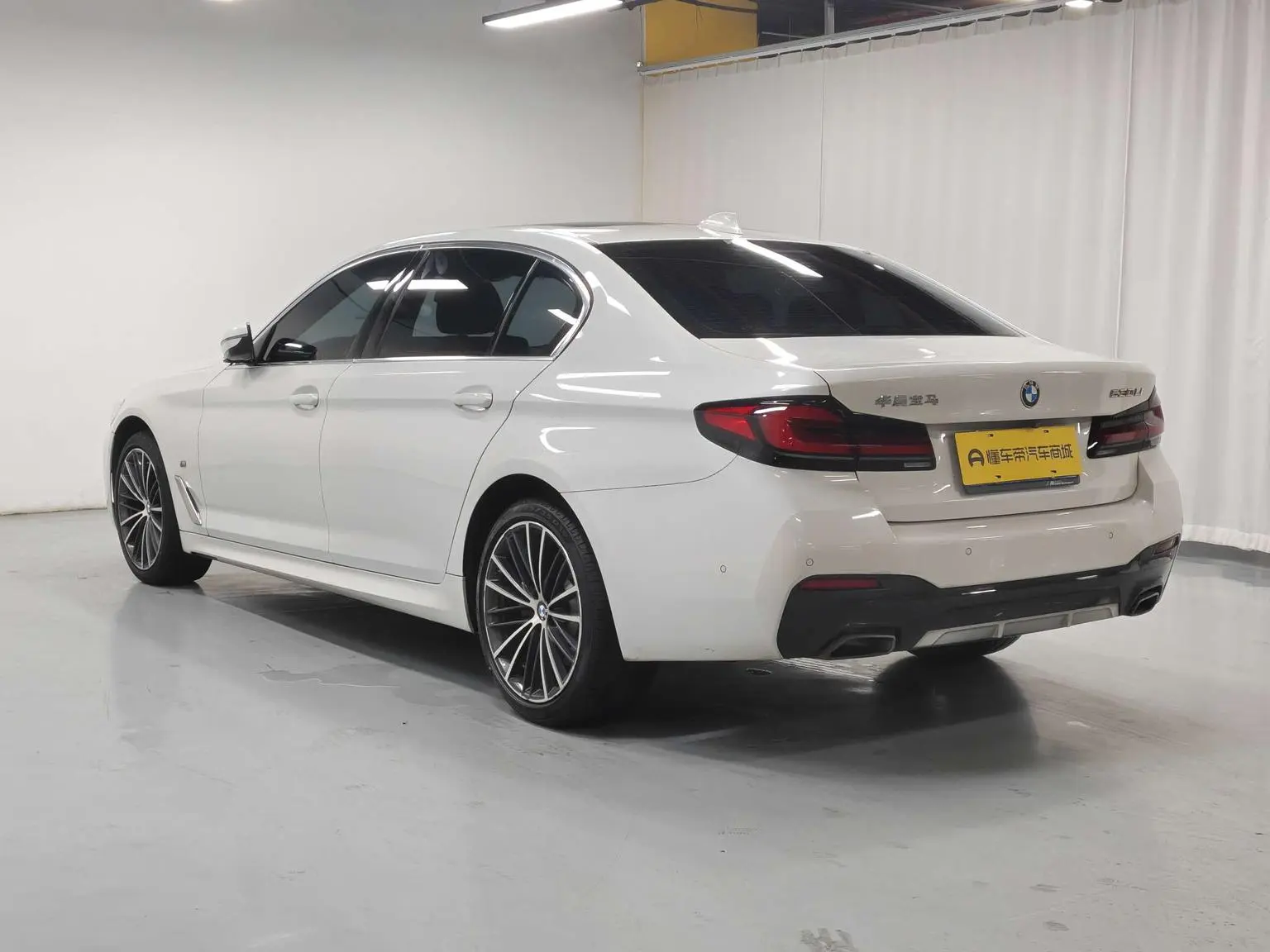BMW 5 Series 2022 Facelift 530Li Leading M Sport Package