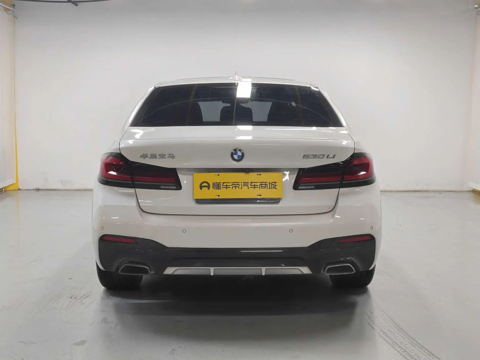 BMW 5 Series 2022 Facelift 530Li Leading M Sport Package