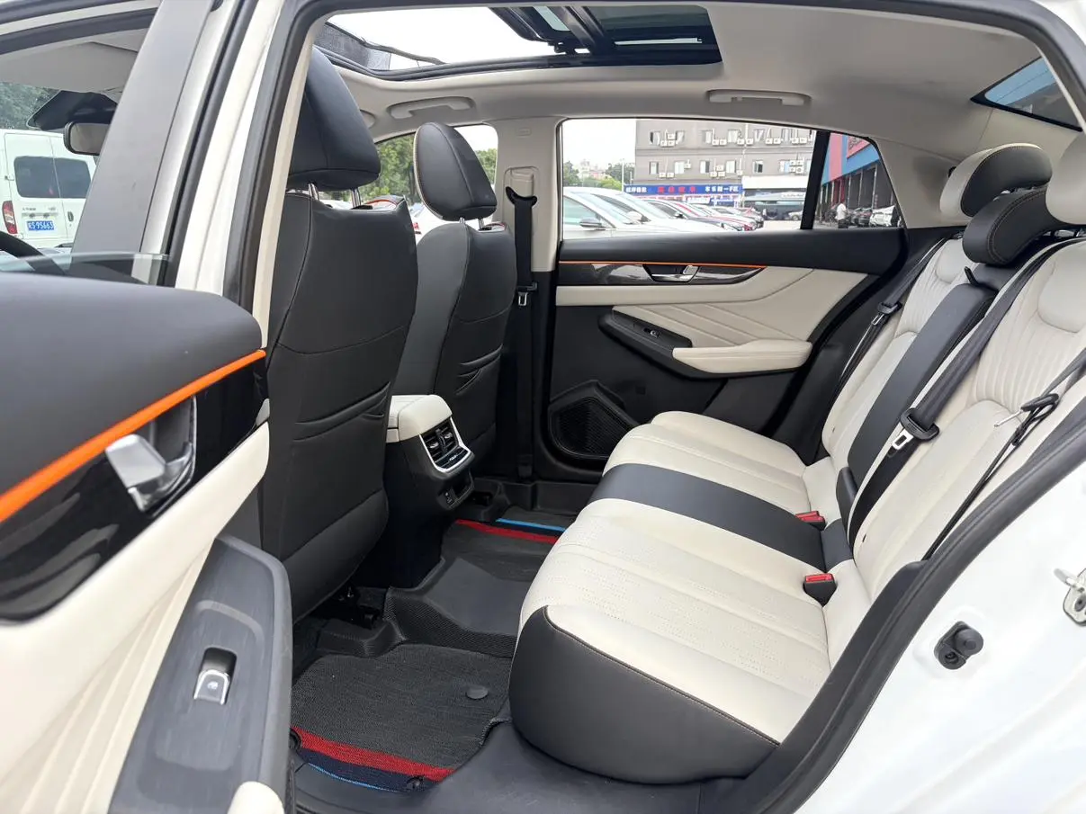Dongfeng Aeolus Yixuan MAX 2021 1.5T
