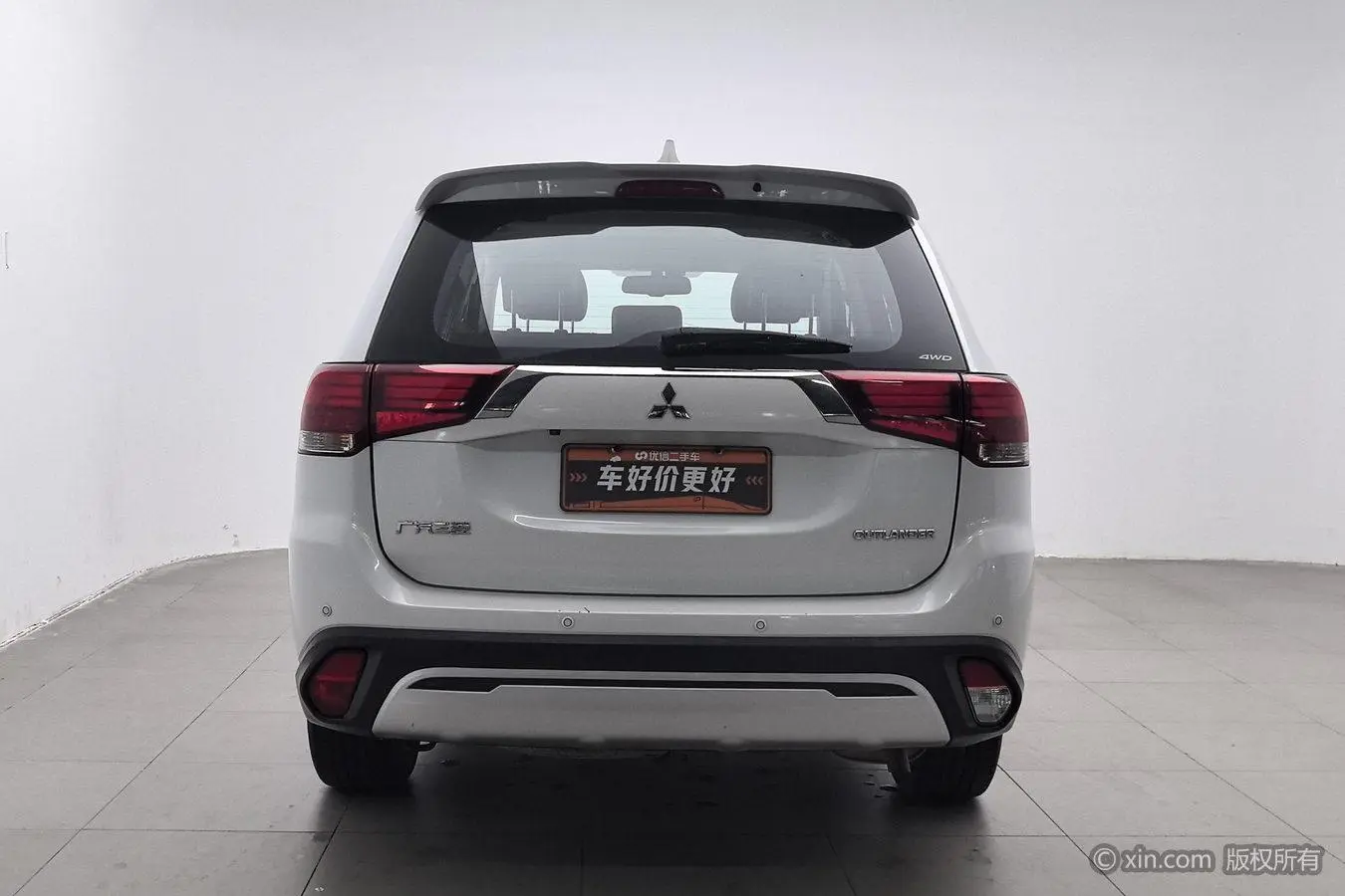 Mitsubishi Outlander 2019 2.4L 4WD Yaris L 7 seat China VI