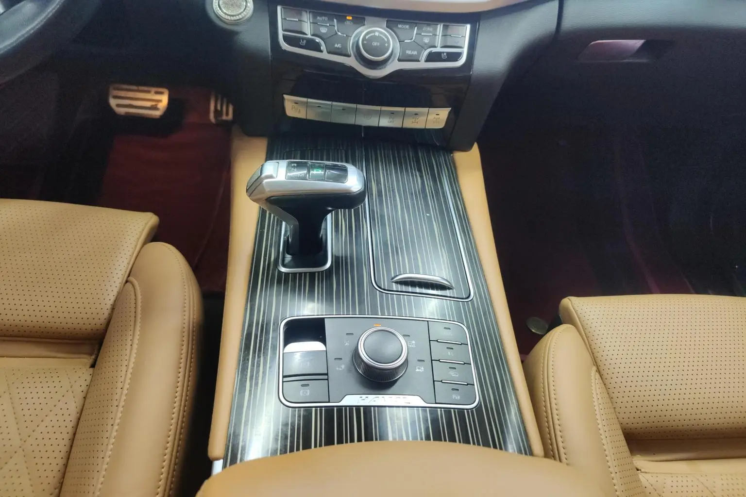 Haval H9 2022 2.0T Petrol 4WD Premium 7 seat