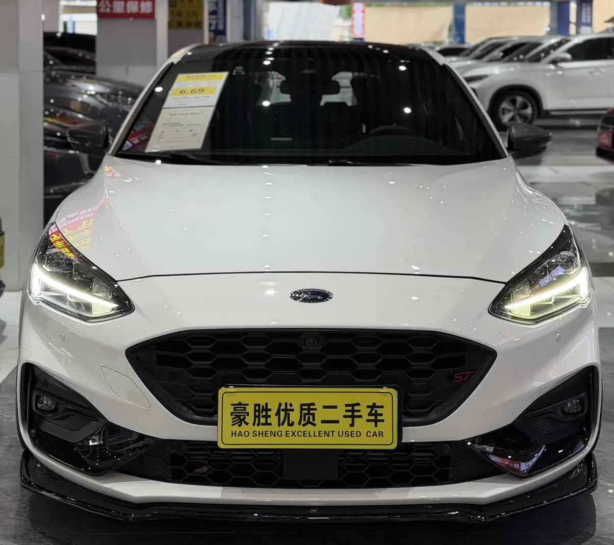 Ford Focus 2021 Hatchback EcoBoost 180 Auto ST Line