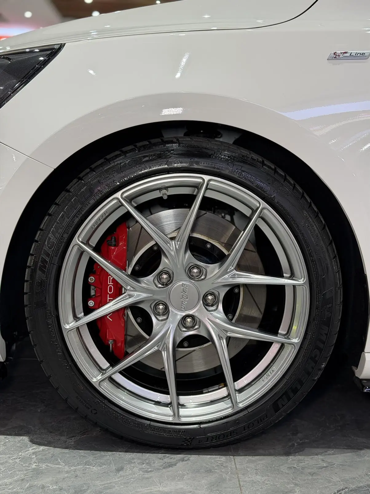 Ford Focus 2021 Hatchback EcoBoost 180 Auto ST Line
