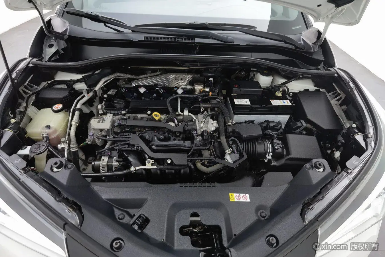 Toyota C-HR 2018 2.0L Sunroof China V