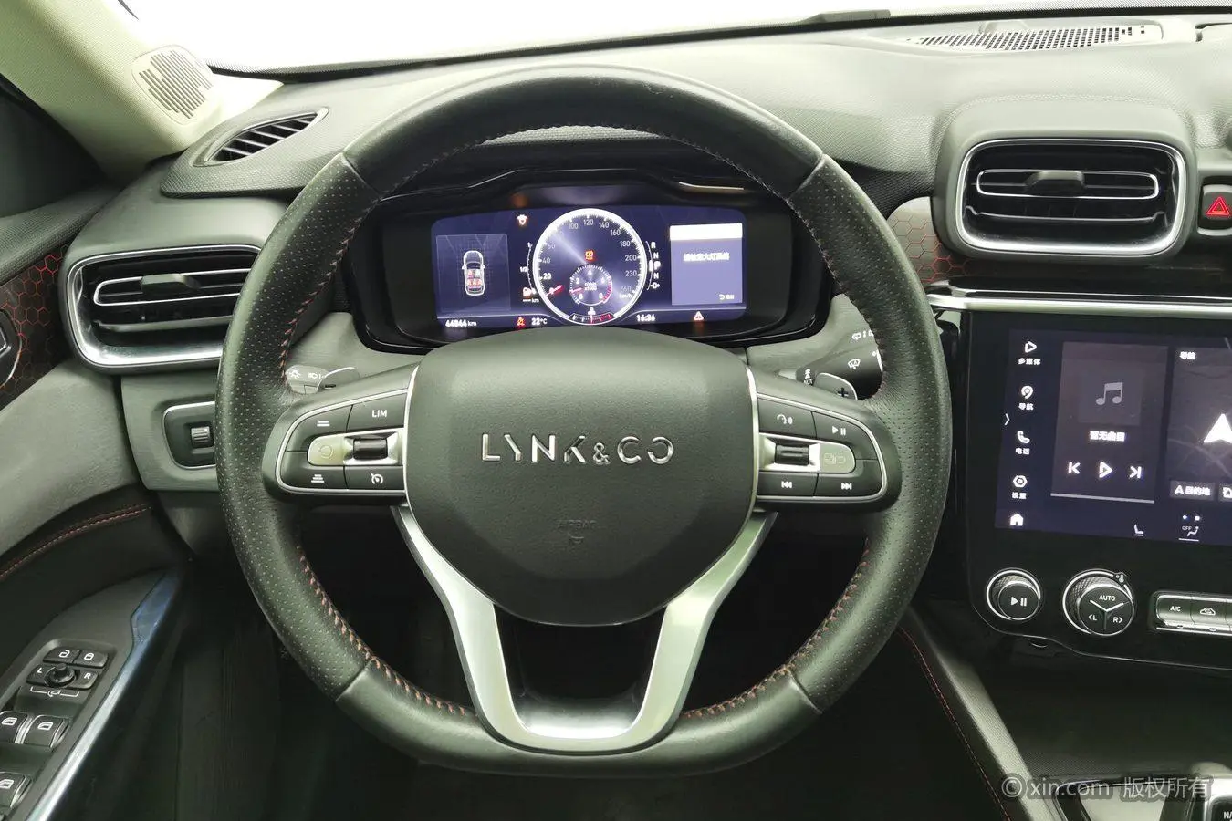 Lynk & Co 02 2018 1.5T DCT 2WD Dynamic Pro China V