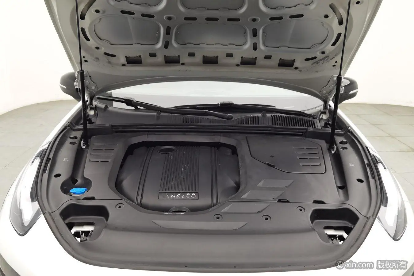 Lynk & Co 02 2018 1.5T DCT 2WD Dynamic Pro China V