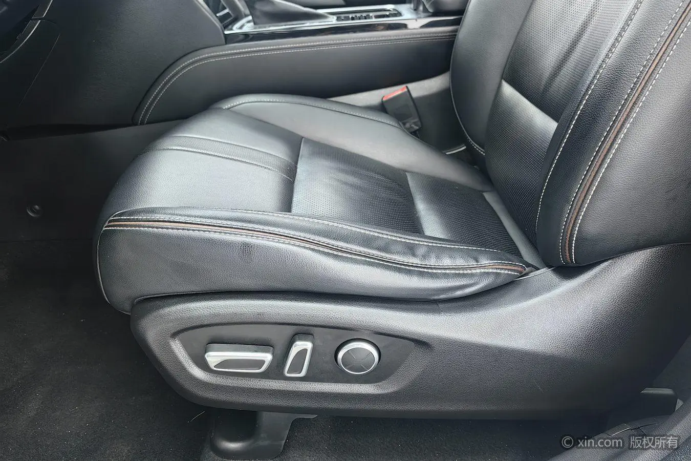 GAC Trumpchi Trumpchi GS8 2021 390T 2WD Luxury Connected