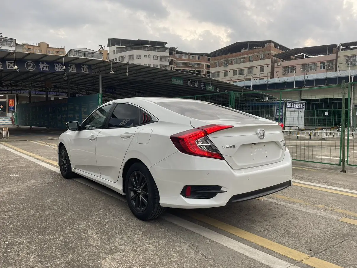 Honda Civic 2019 220TURBO CVT Dynamic Dynamic China VI