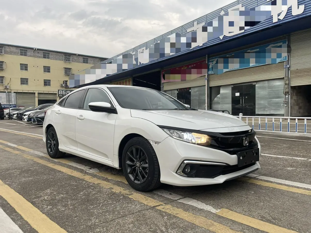 Honda Civic 2019 220TURBO CVT Dynamic Dynamic China VI