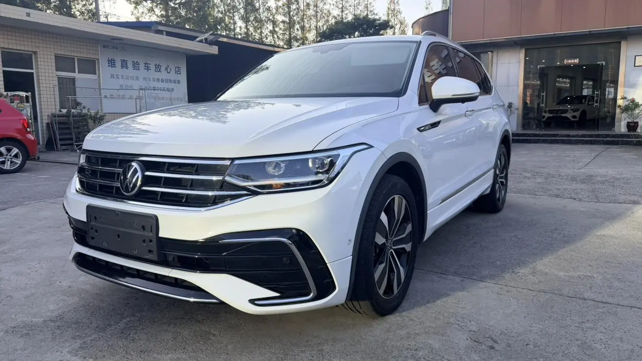 Volkswagen Tiguan L 2022 330TSI Auto 2WD R-Line Premium Enjoy