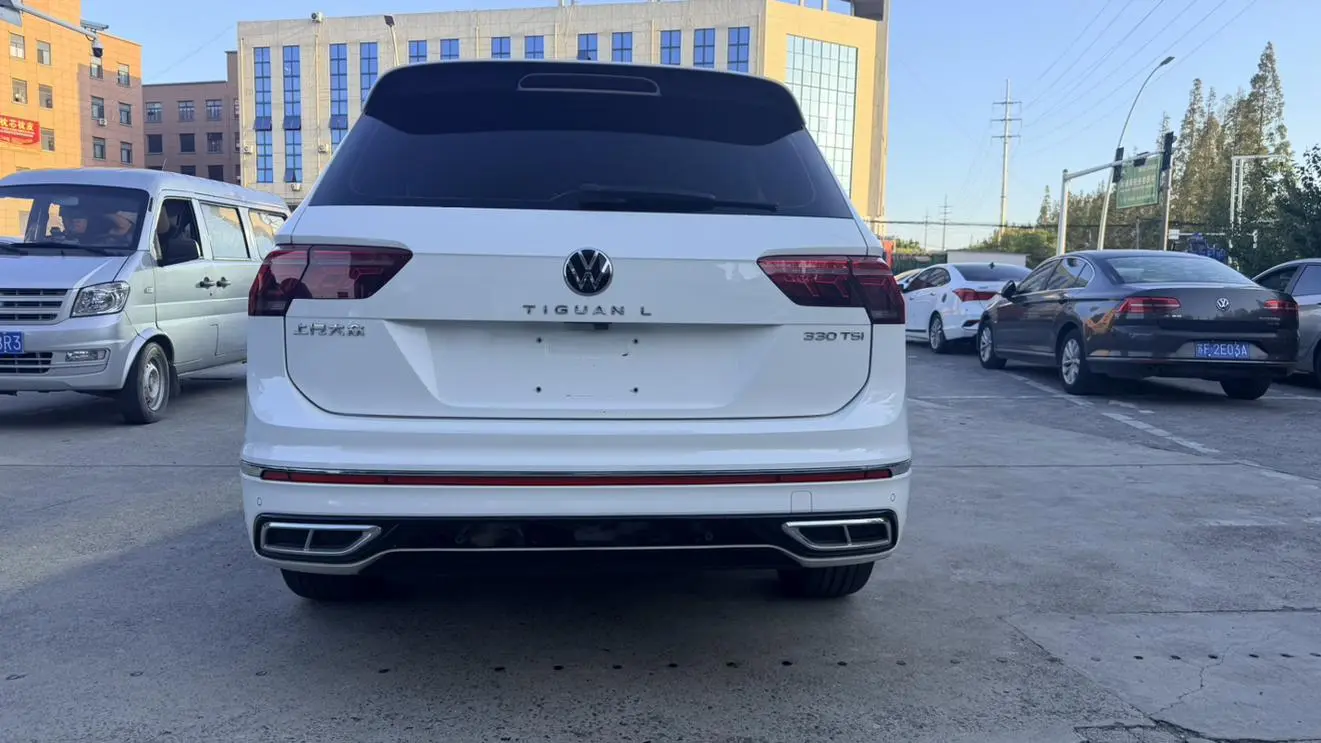 Volkswagen Tiguan L 2022 330TSI Auto 2WD R-Line Premium Enjoy