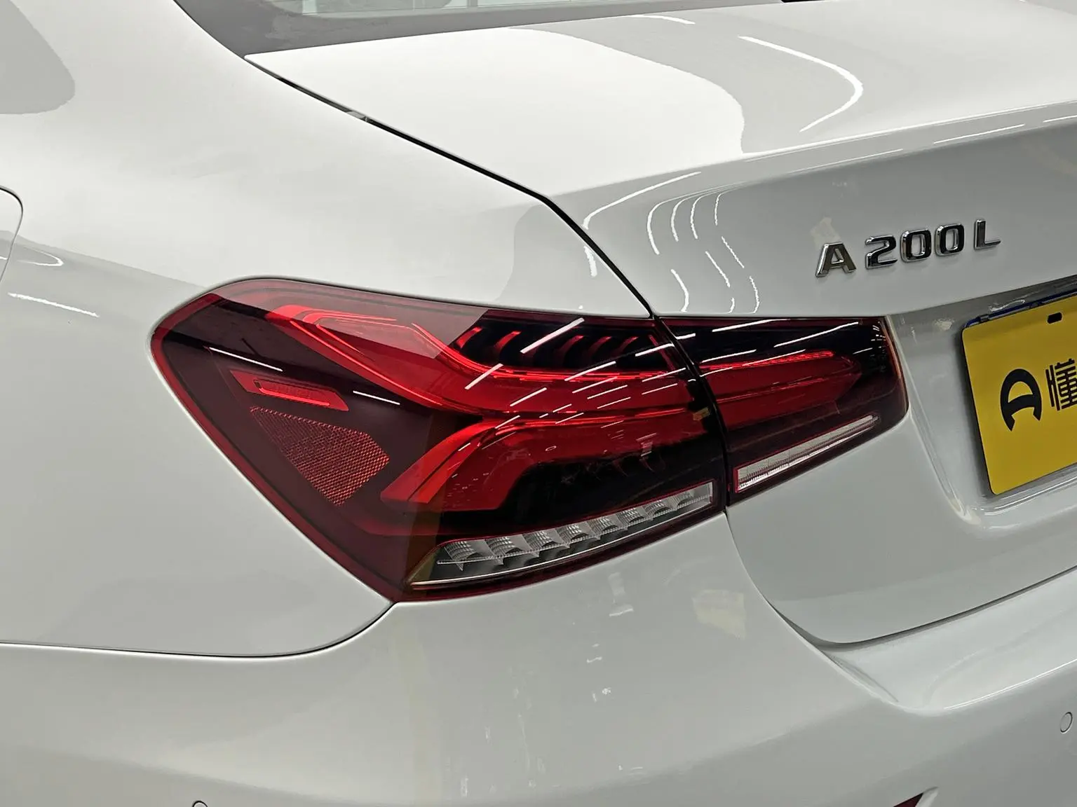 Mercedes-Benz A Class 2021 A 200 L Sport Sedan Dynamic