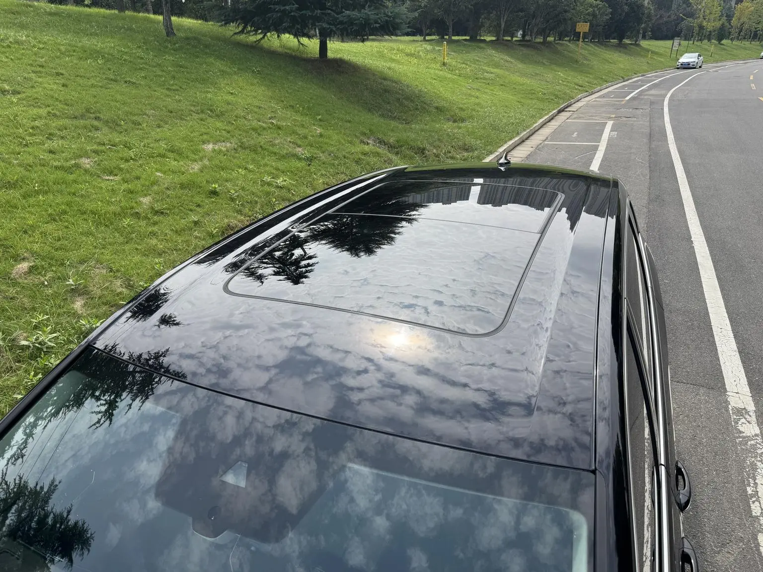 Volkswagen Viloran 2022 380TSI Premium