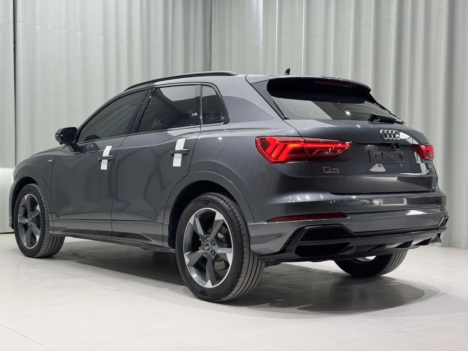Audi Q3 2022 35 TFSI Dynamic Fashion
