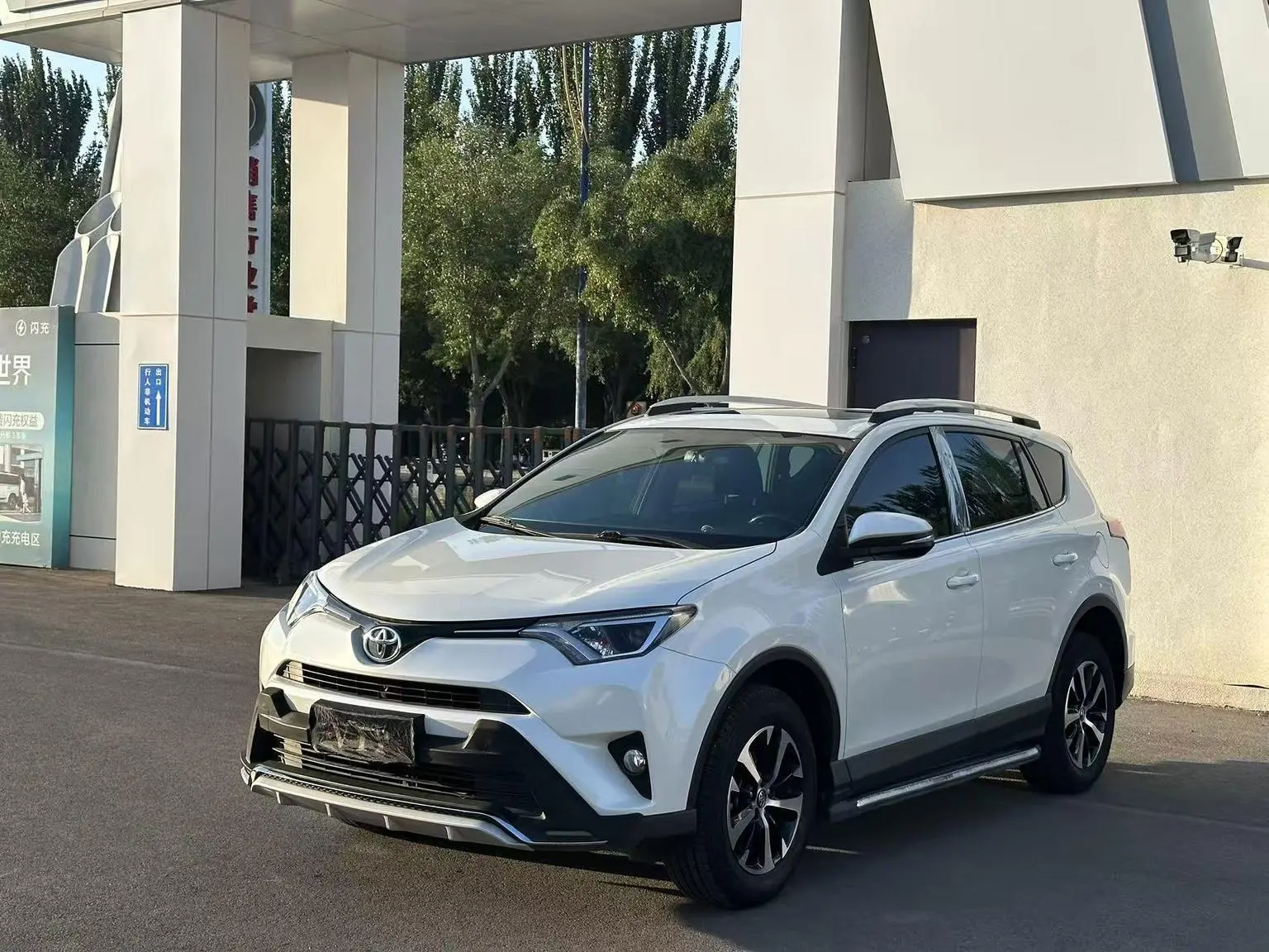 Toyota RAV4 RAV4 2019 2.0L CVT 2WD Pioneer China V