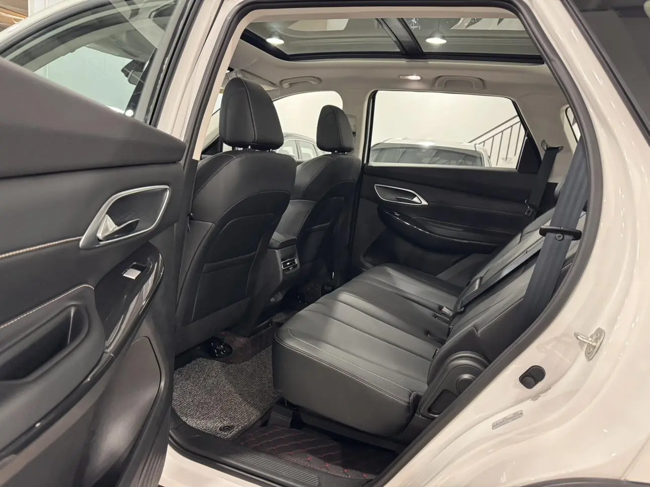 Changan CS75 2026 PRO 1.5T DCT Premium Plus 7 seat