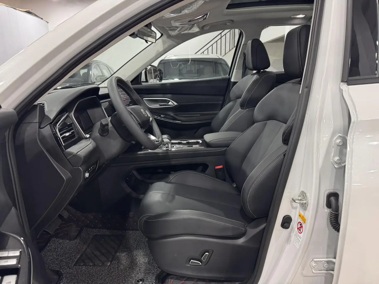 Changan CS75 2026 PRO 1.5T DCT Premium Plus 7 seat
