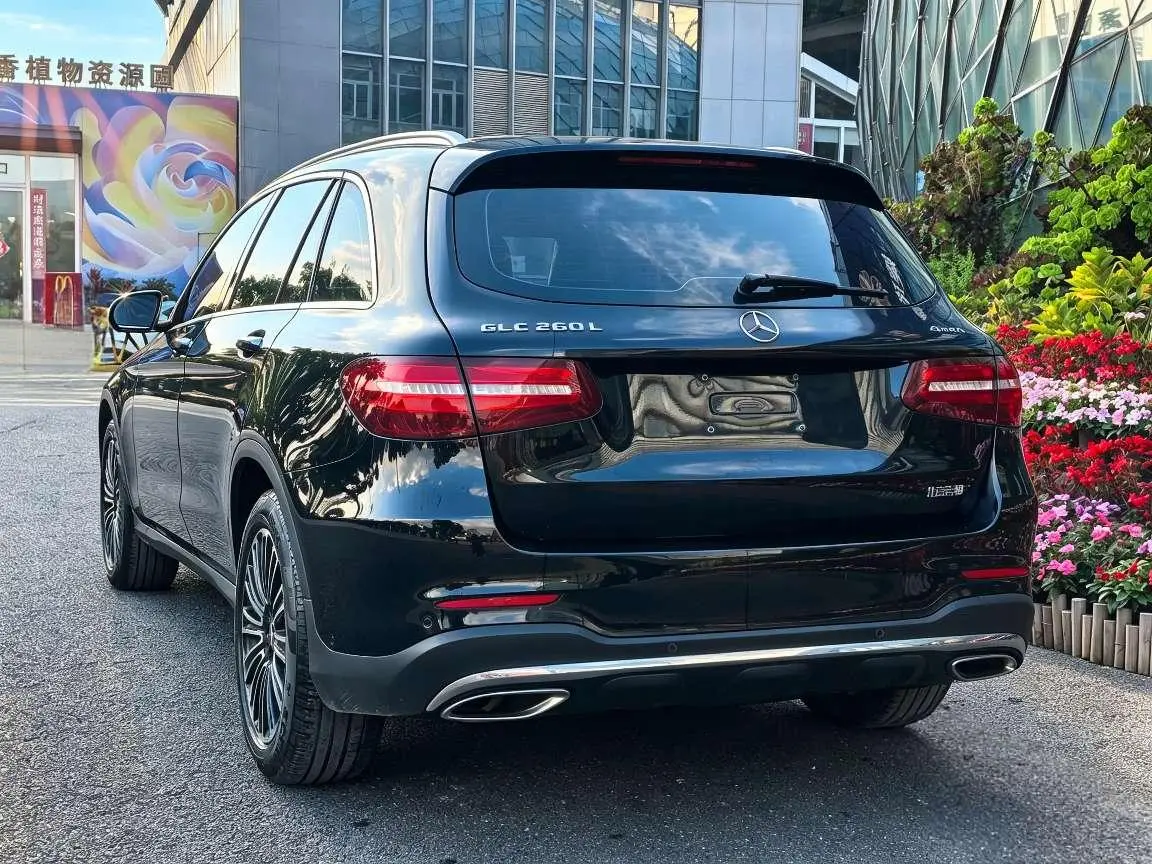 Mercedes-Benz GLC 2019 GLC 260 L 4MATIC Dynamic