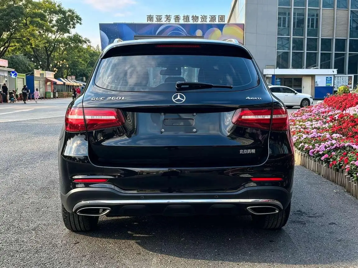 Mercedes-Benz GLC 2019 GLC 260 L 4MATIC Dynamic