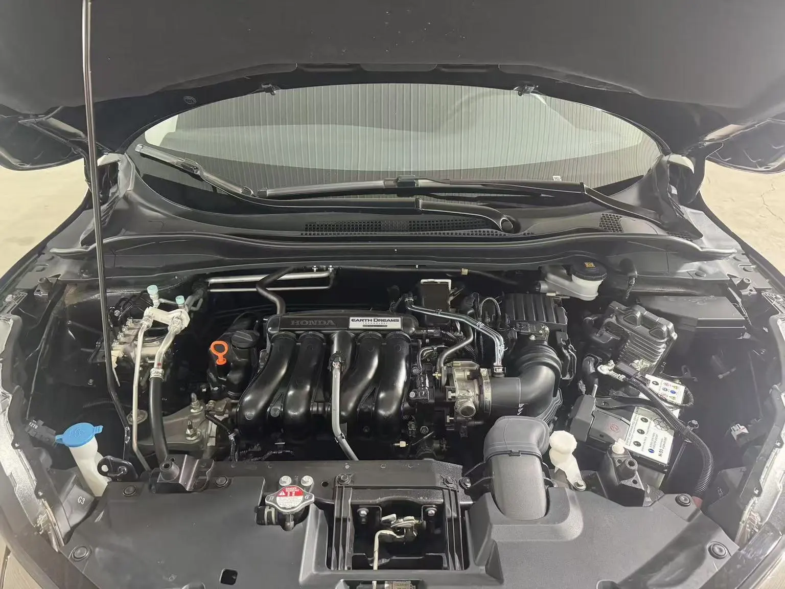 Honda Vezel 2022 1.5L CVT Pioneer
