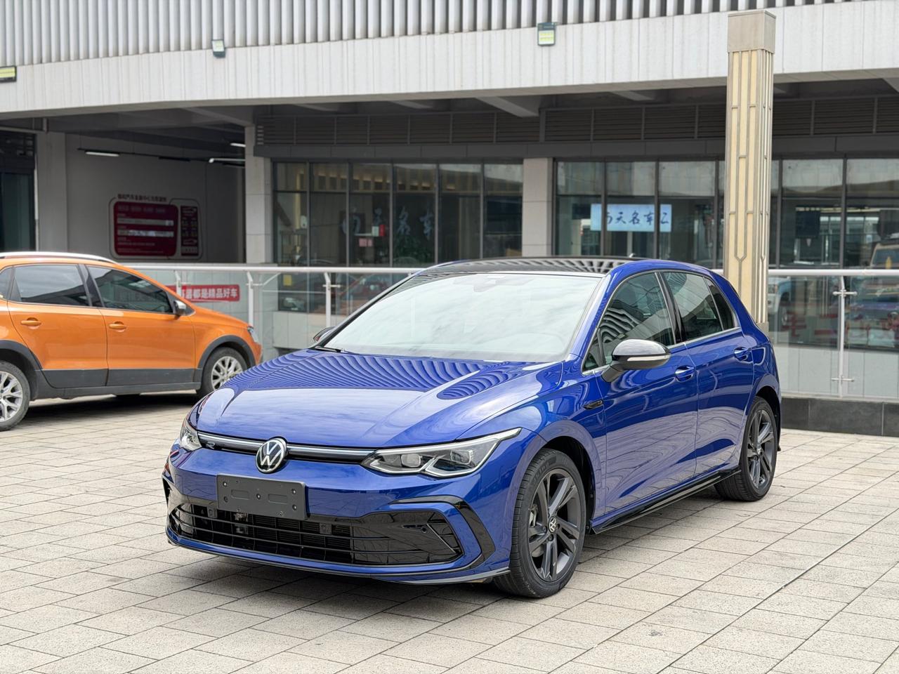 Volkswagen Golf R-line