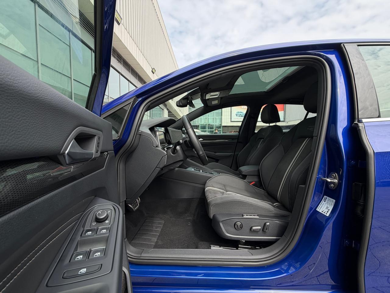 Volkswagen Golf R-line