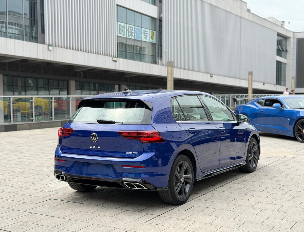 Volkswagen Golf R-line