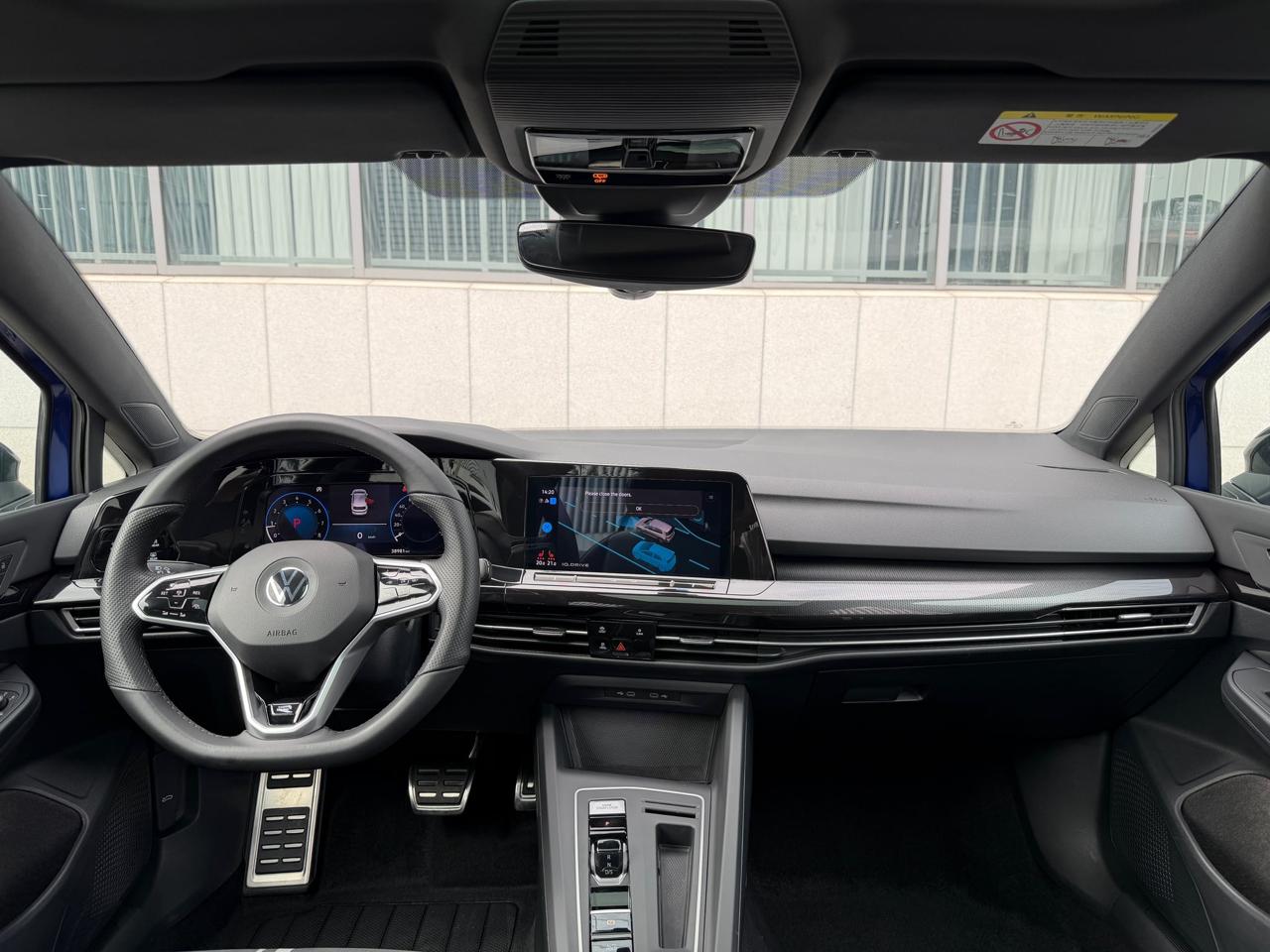 Volkswagen Golf R-line