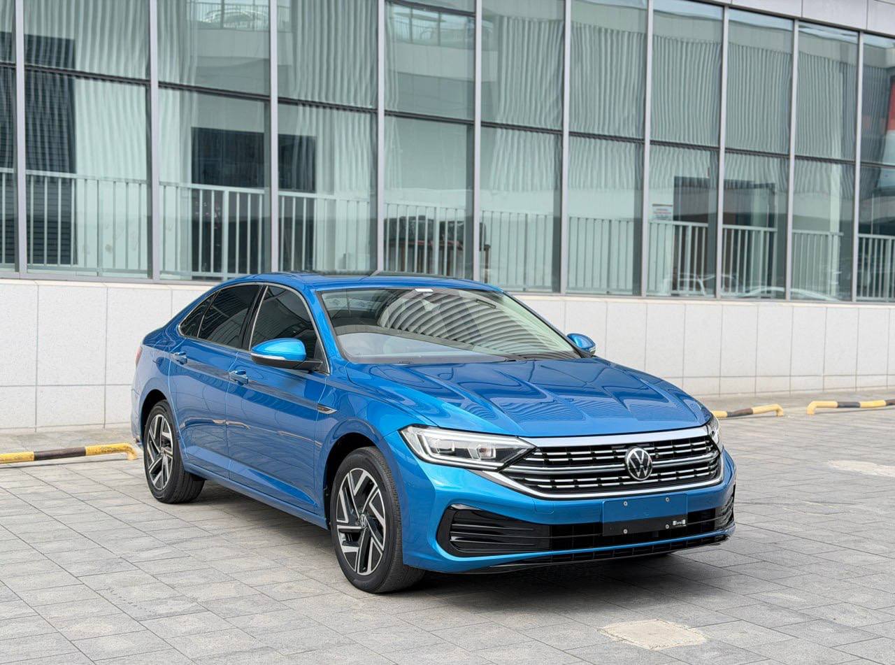 Volkswagen Jetta (Sagitar)