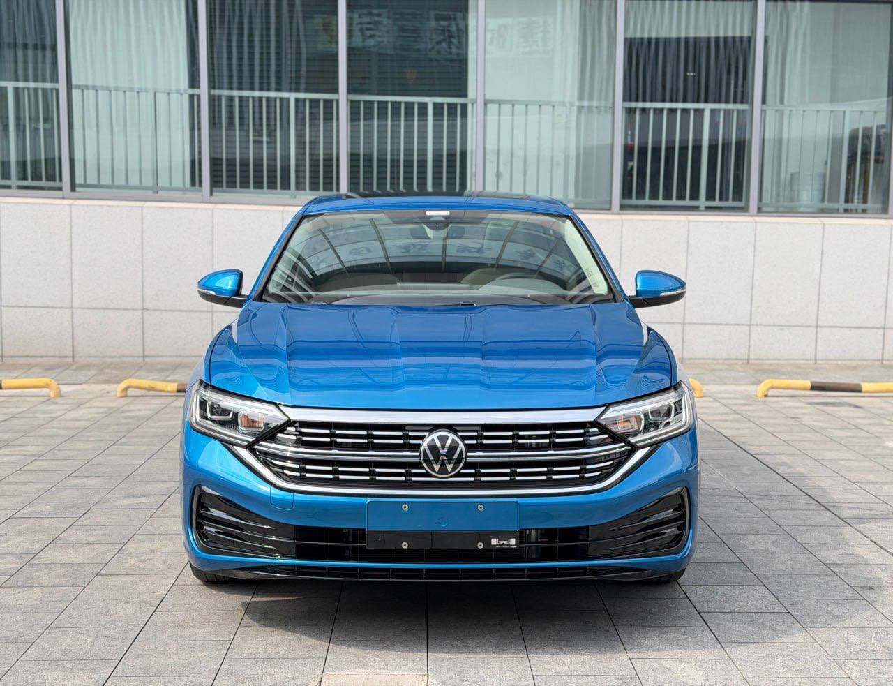 Volkswagen Jetta (Sagitar)