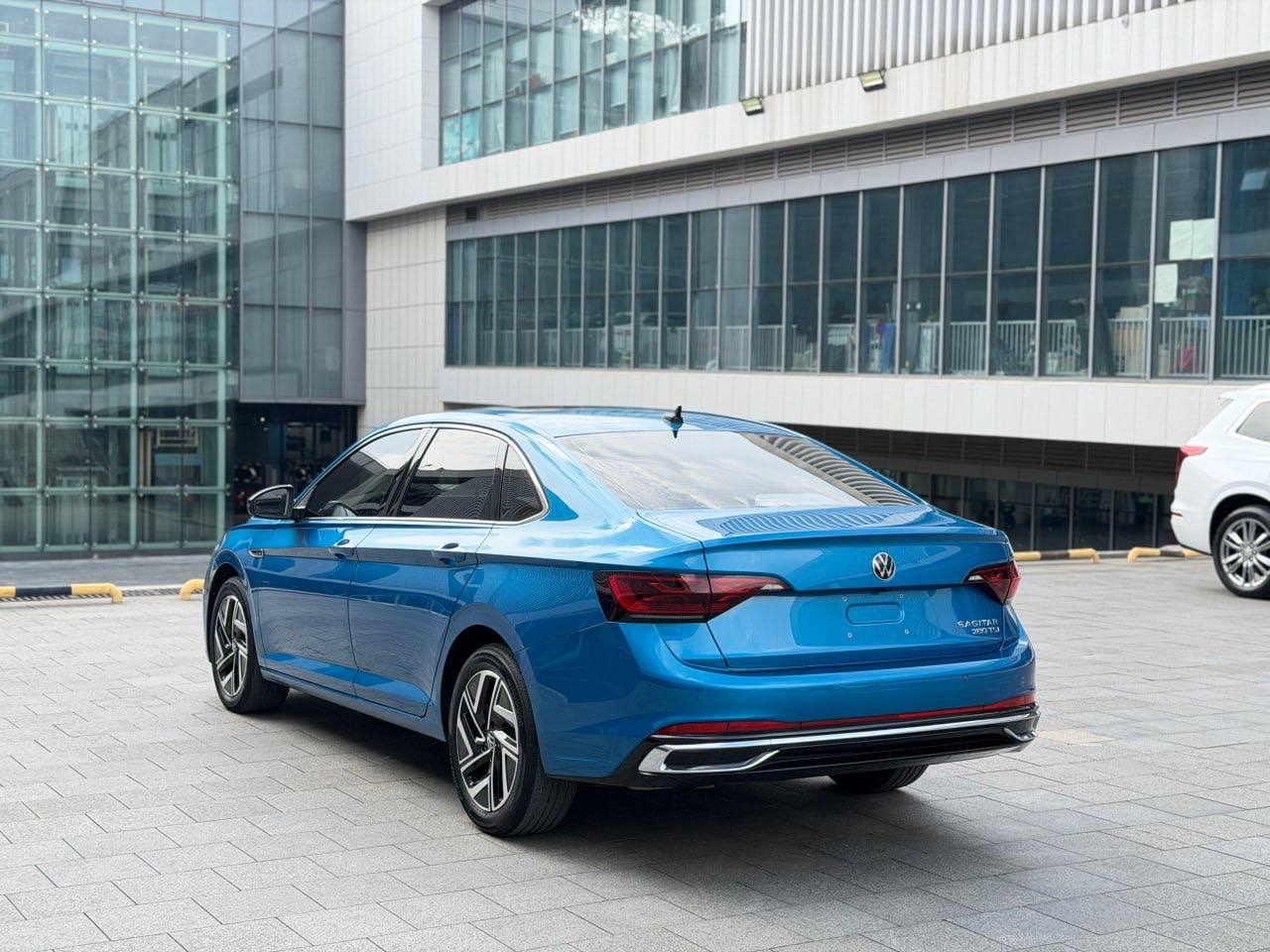 Volkswagen Jetta (Sagitar)