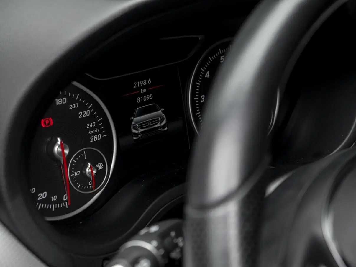Mercedes-Benz B Class 2019 B 200 Fashion