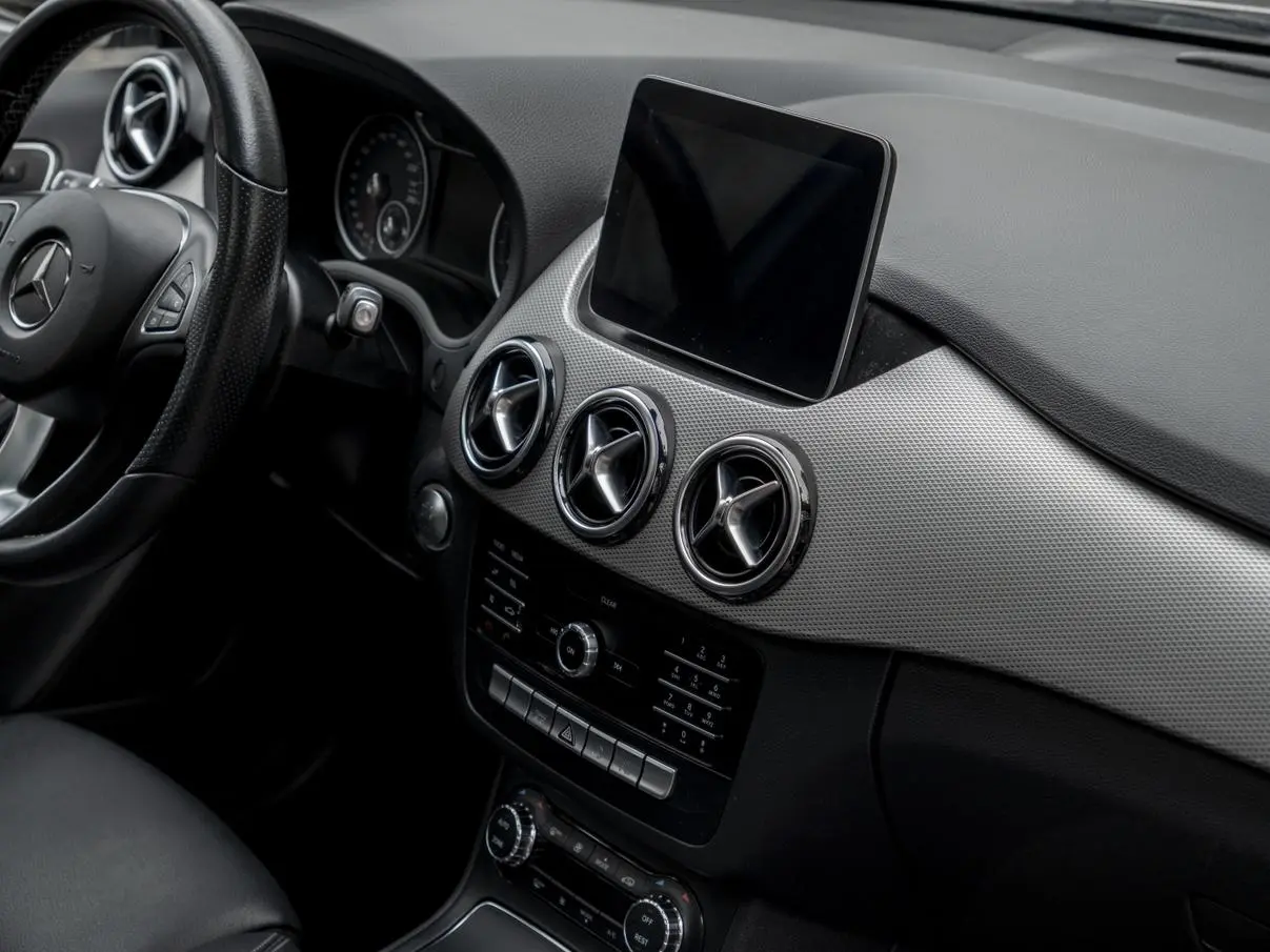 Mercedes-Benz B Class 2019 B 200 Fashion