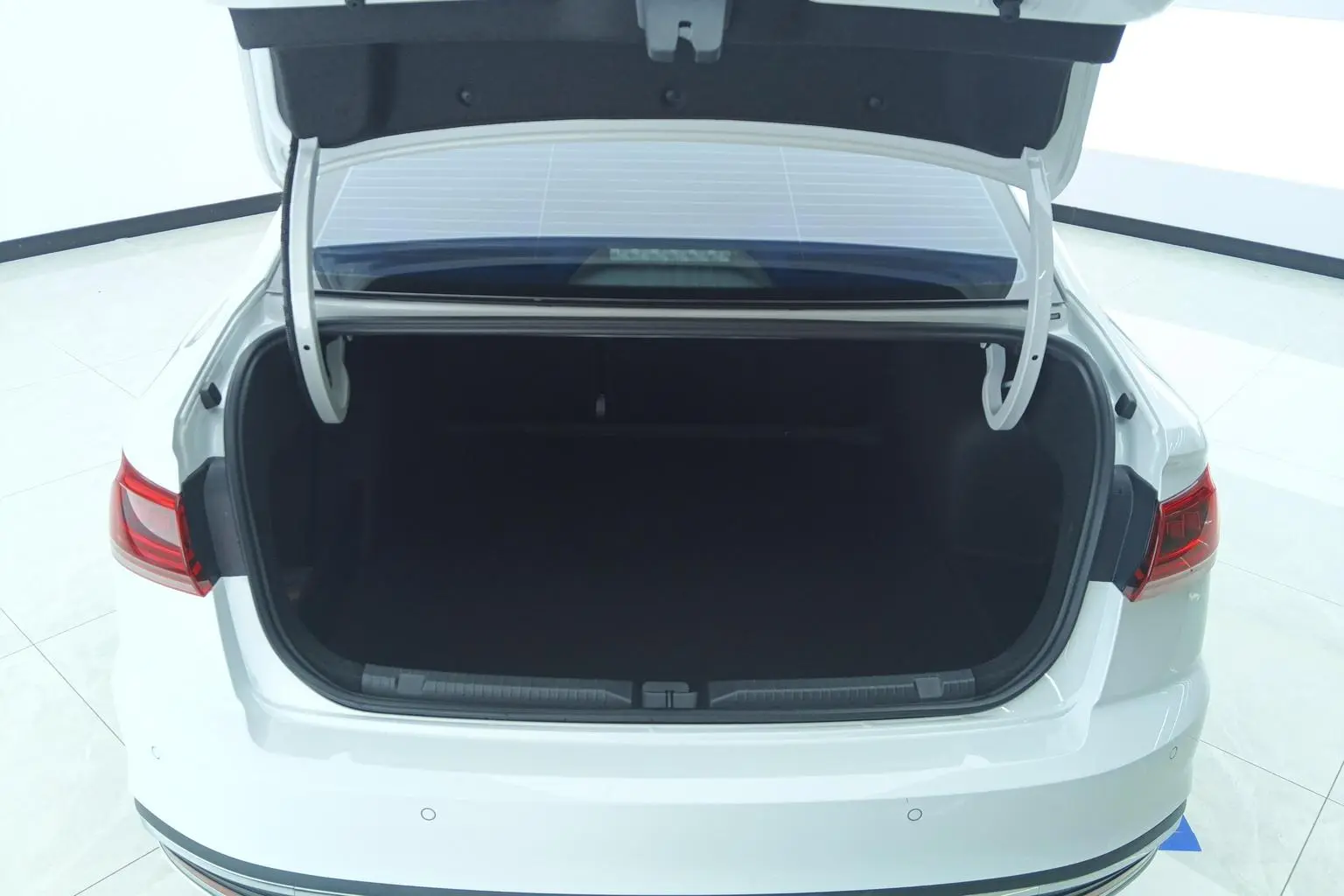 Volkswagen Bora 2024 200TSI DSG Journey
