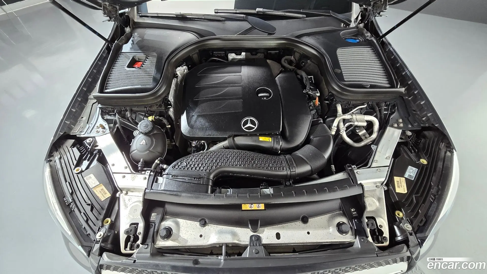 Mercedes-Benz GLC-Class GCL300 4MATIC Coupe