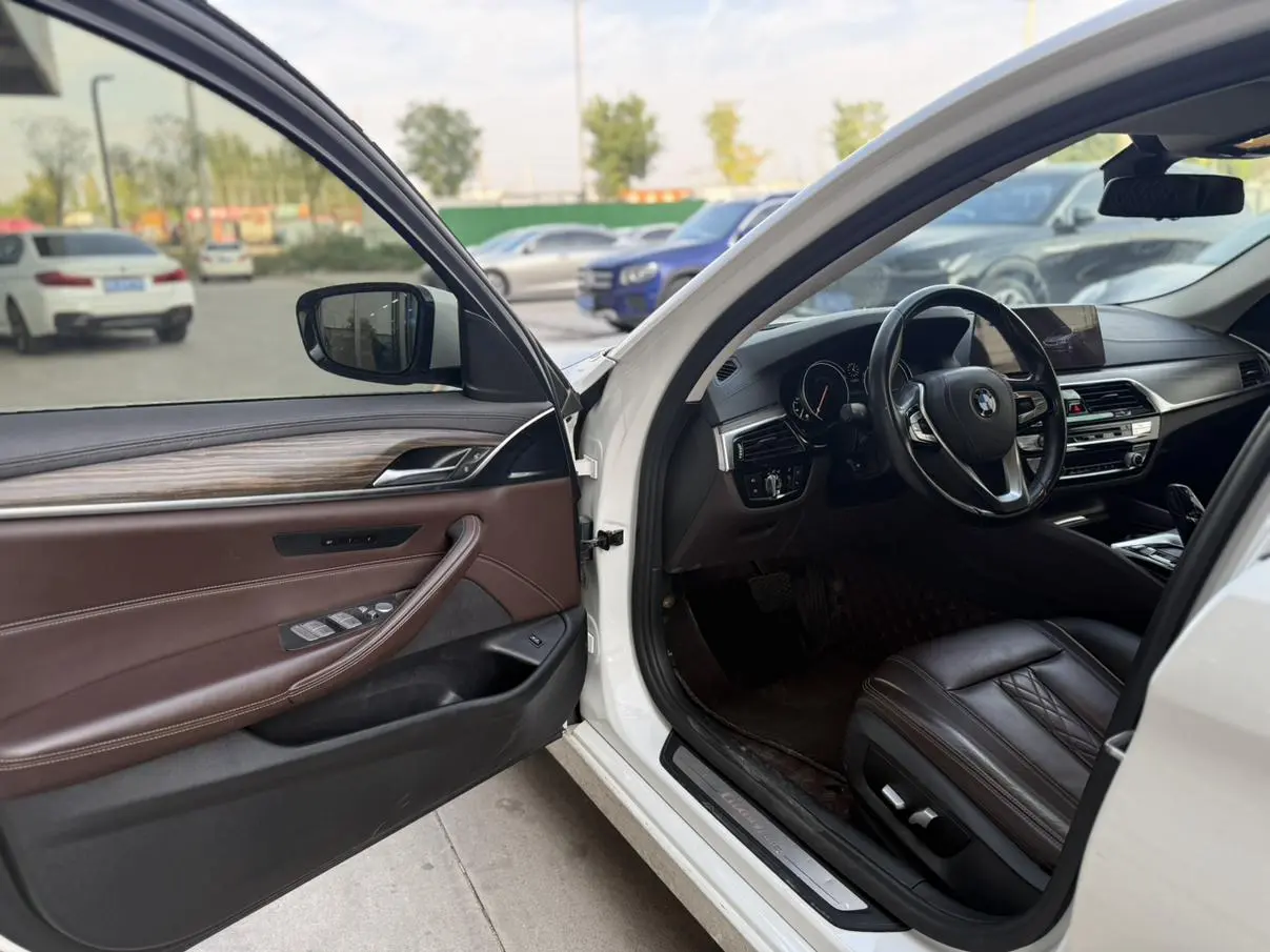 BMW 5 Series 2018 Facelift 530Li Leading Luxury Package