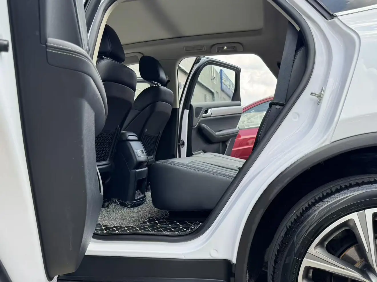 BYD Tang 2019 2.0T Auto Smart Connected Distinguished 7 seat China VI