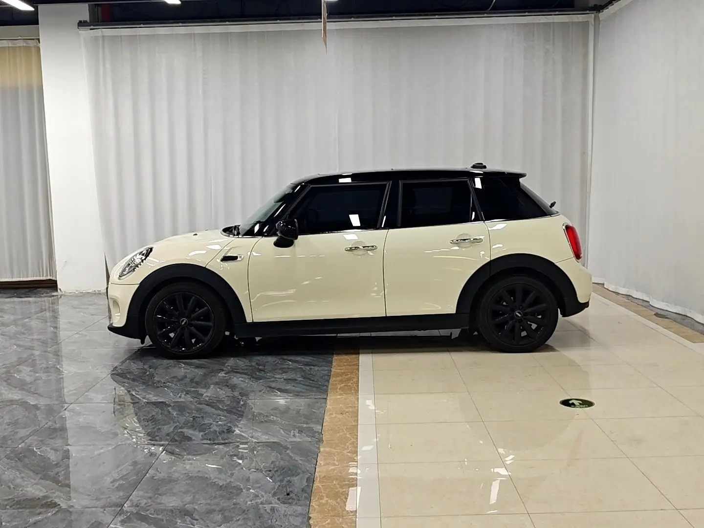 MINI MINI 2019 1.5T COOPER 5
