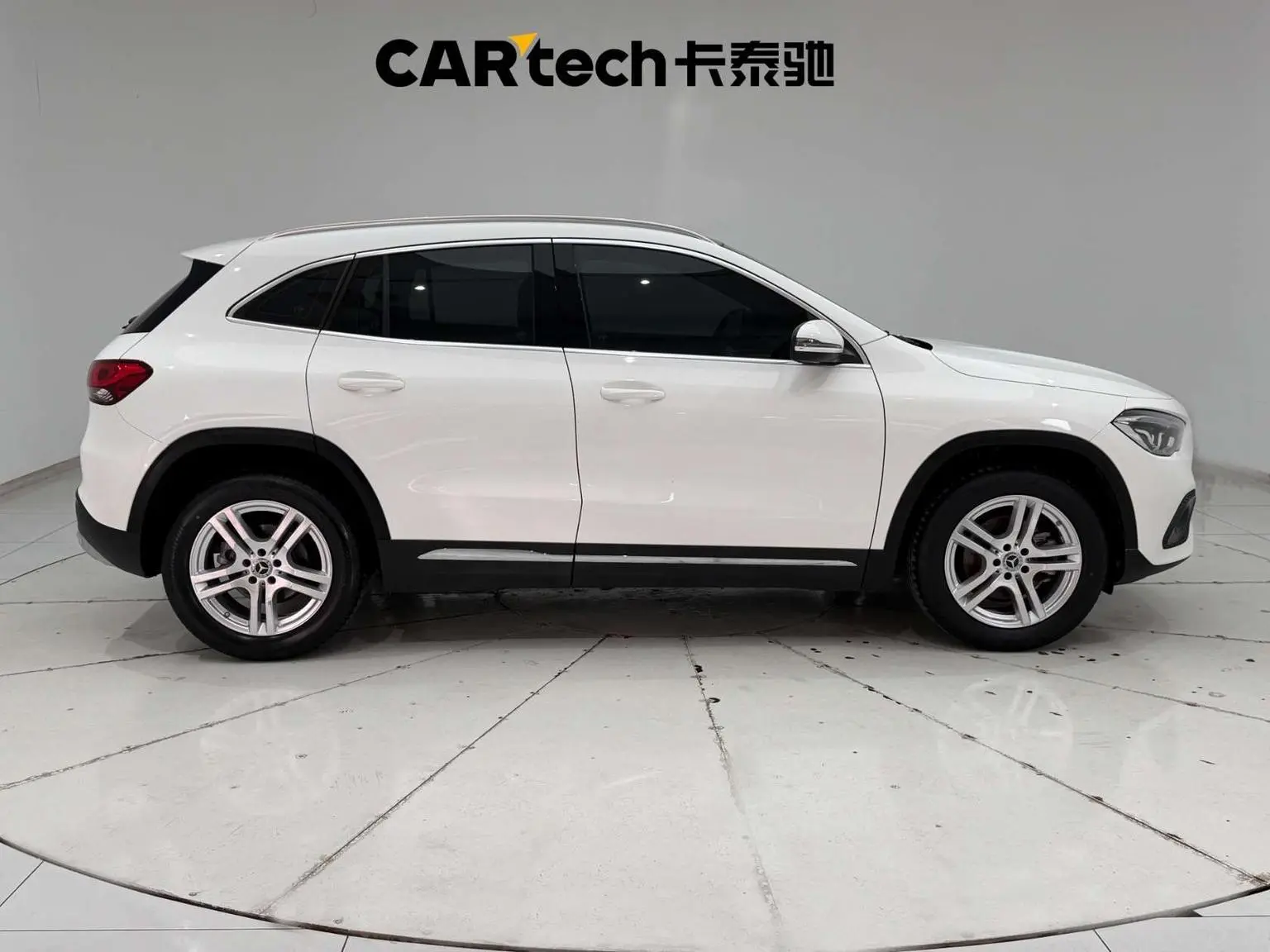 Mercedes-Benz GLA 2023 GLA 200