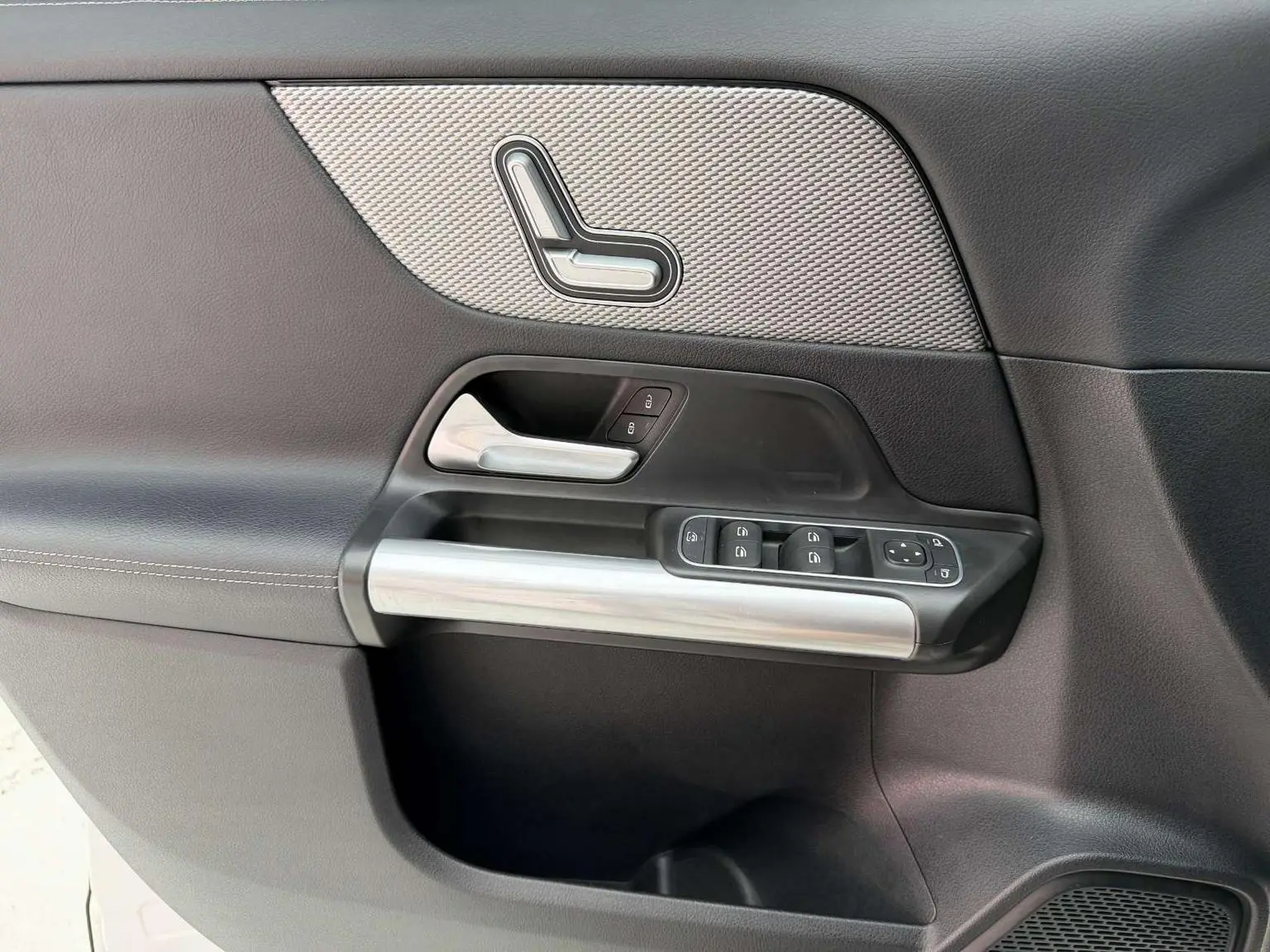 Mercedes-Benz GLA 2023 GLA 200