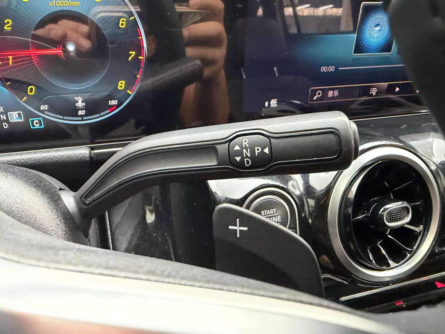 Mercedes-Benz GLA 2023 GLA 200