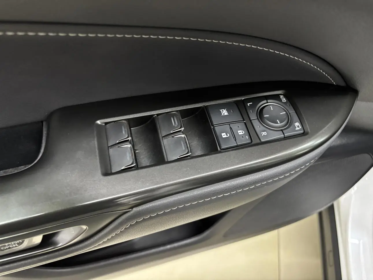 Lexus NX 2023 260 FWD