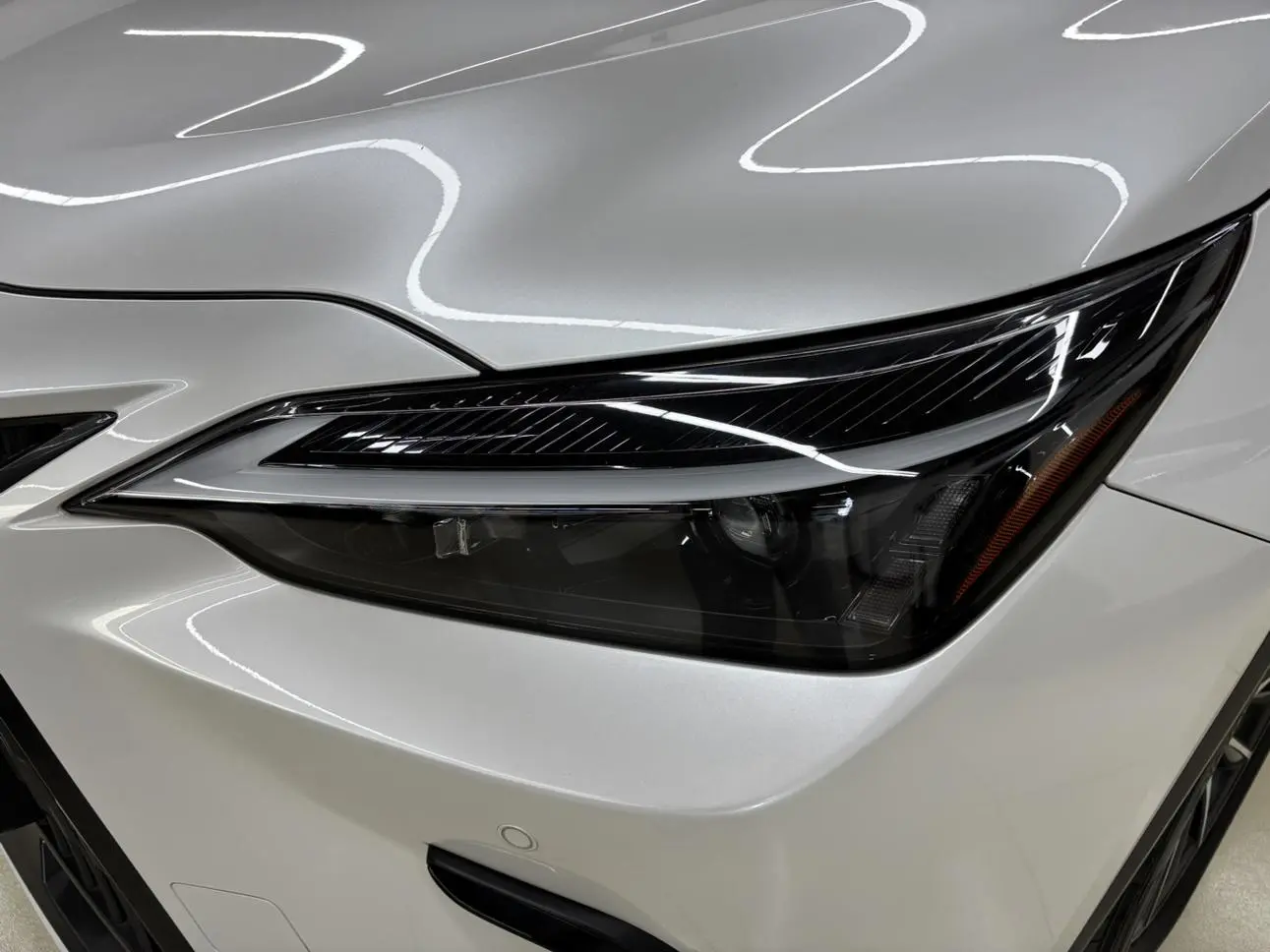 Lexus NX 2023 260 FWD