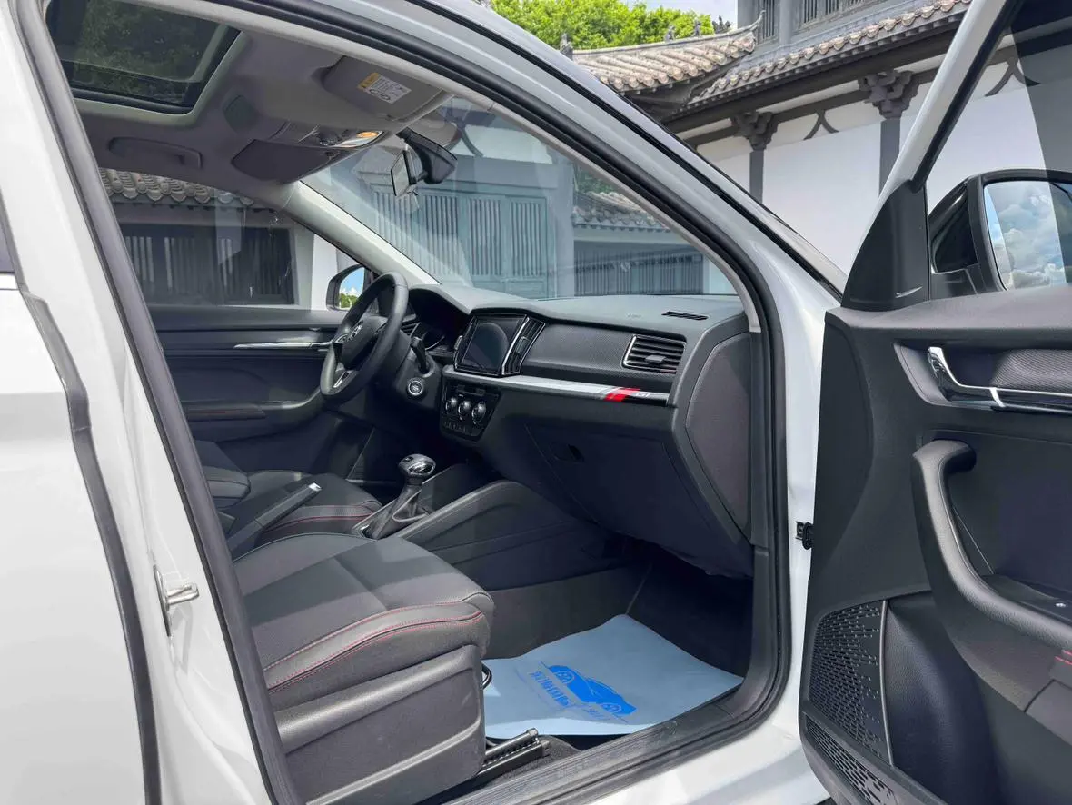 Skoda GT 2023 Facelift 1.5L Auto Exclusive