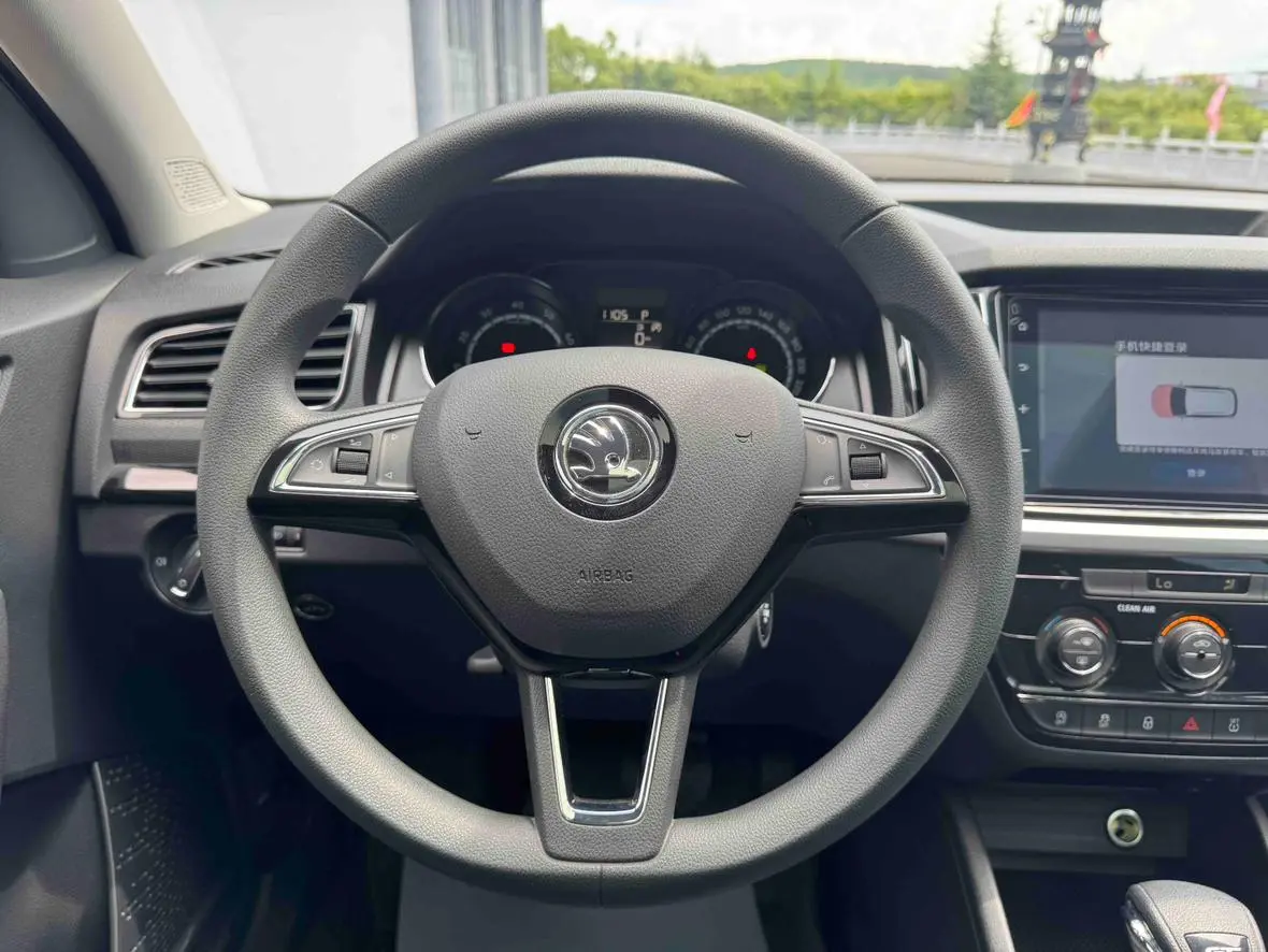 Skoda GT 2023 Facelift 1.5L Auto Exclusive