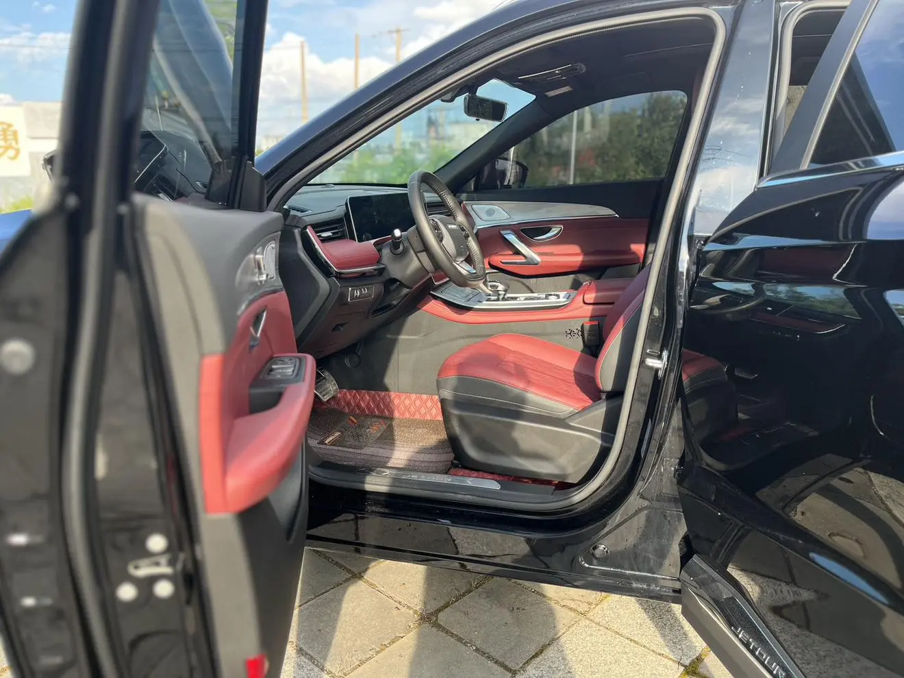 Jetour X70 PLUS 2023 1.5T DCTPLUS 7 seat