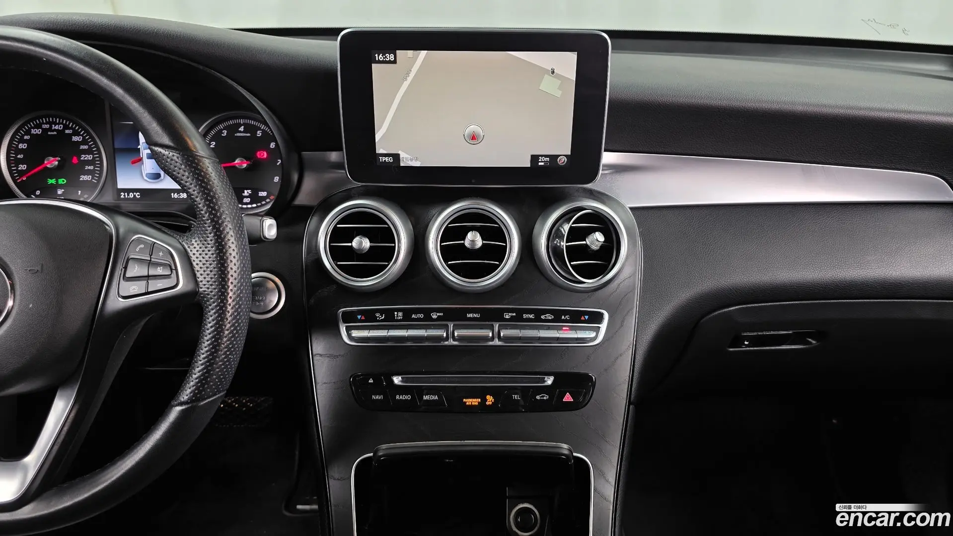 Mercedes-Benz GLC-Class GCL300 4MATIC Coupe