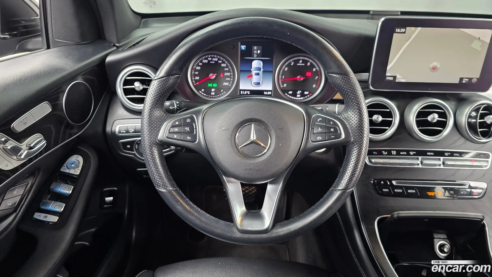 Mercedes-Benz GLC-Class GCL300 4MATIC Coupe