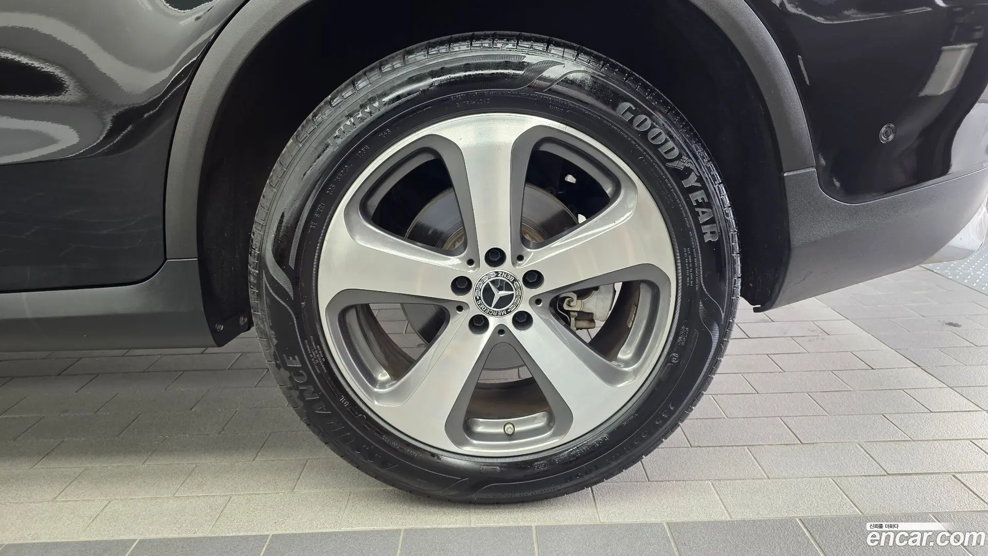 Mercedes-Benz GLC-Class GCL300 4MATIC Coupe